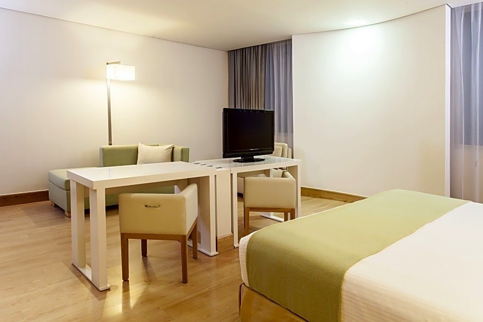 Фото Nh Collection Mexico City Airport T2