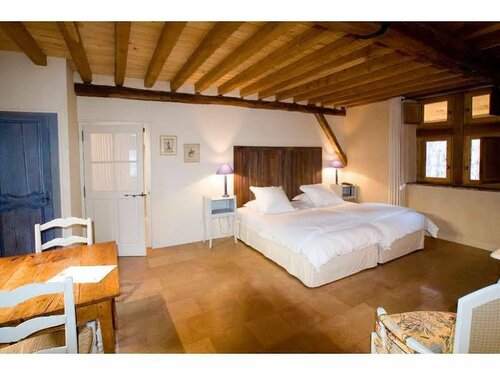 Внешний вид отеля Le Champ des Oiseaux в Труе, фото 2