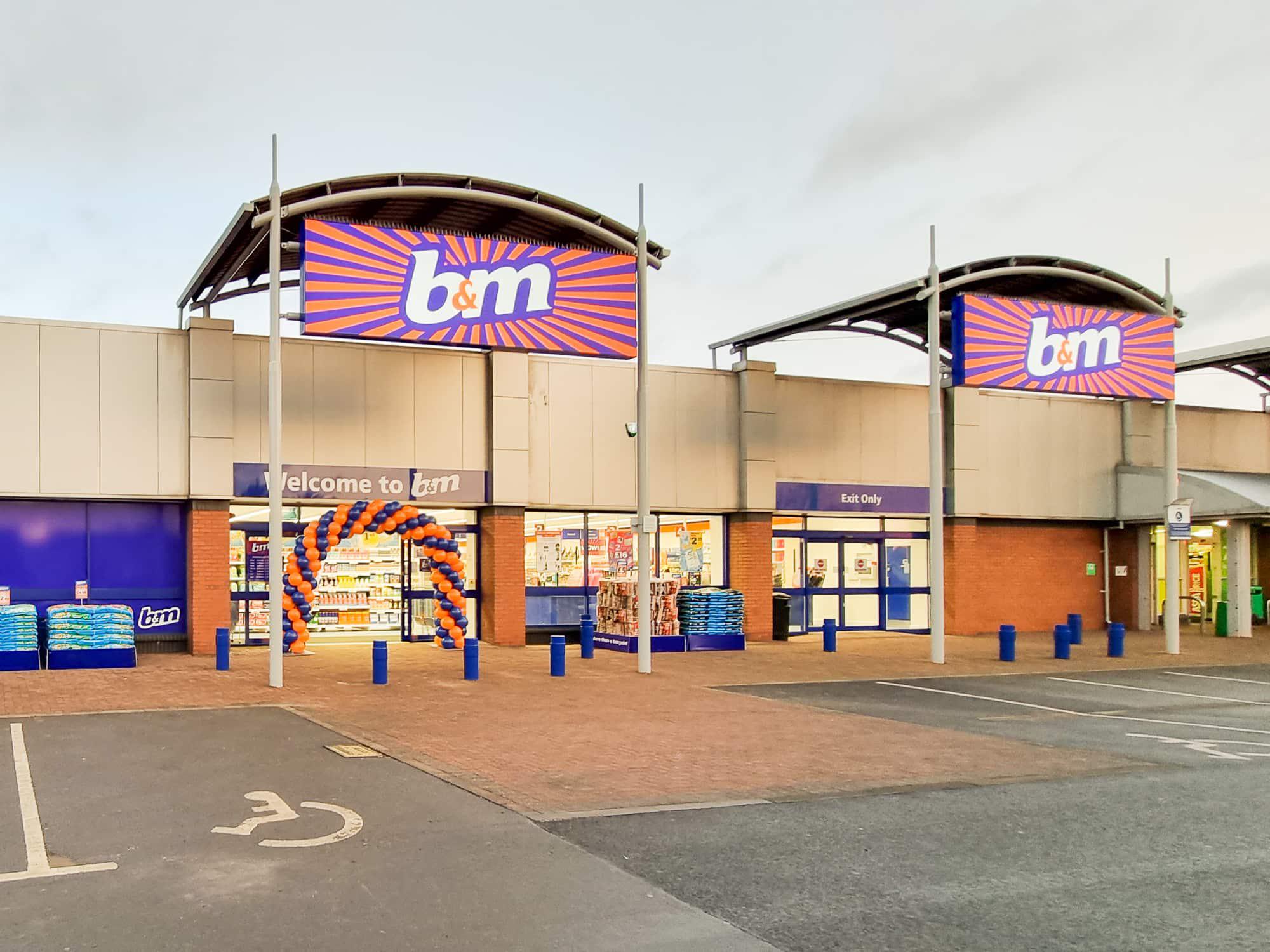 B&M Faces Sales Slump as Weather Dampens UK Performance