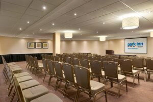 Park Inn by Radisson Toronto - Markham (555 COCHRANE DRIVE
MARKHAM
L3R 8E3, Markham), hotel