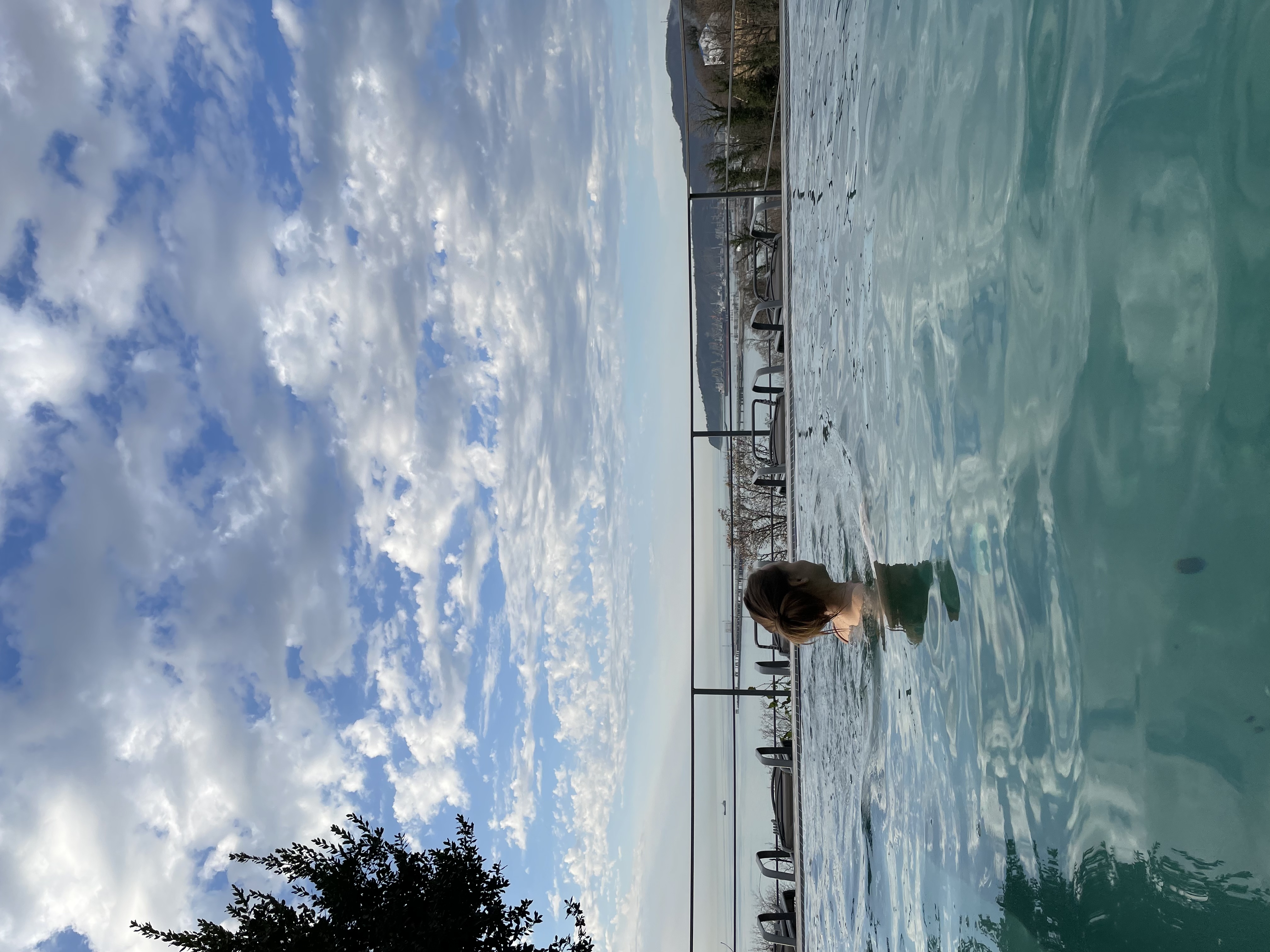 Фото Серый дом