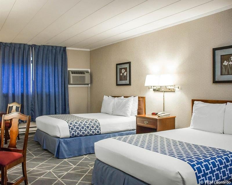 Фото Econo Lodge Hicksville