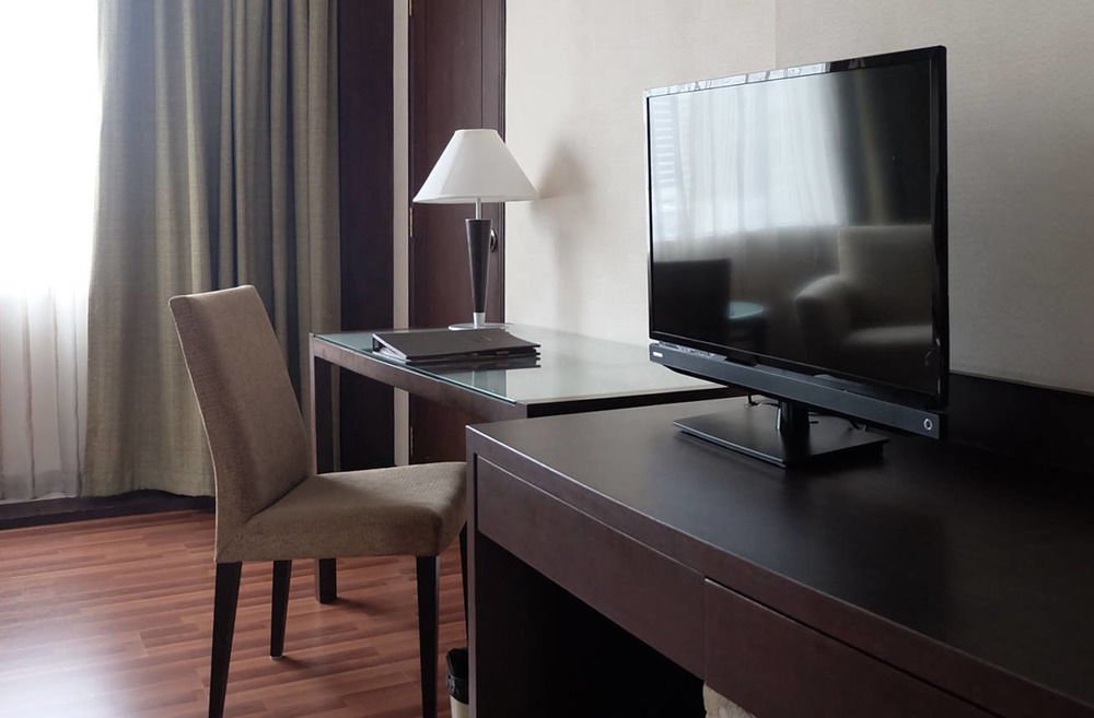 Фото Zenith Sukhumvit Hotel