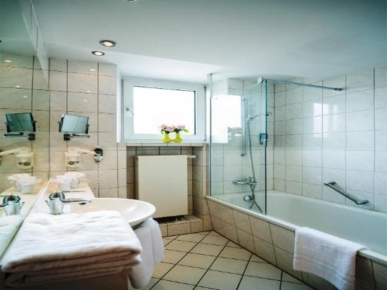 Фото Select Hotel Tiefenthal