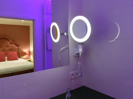 Фото Golden Tree Hotel