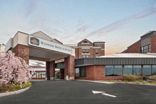 Внешний вид отеля Best Western Plus Portsmouth Hotel & Suites в Портсмуте, фото 1