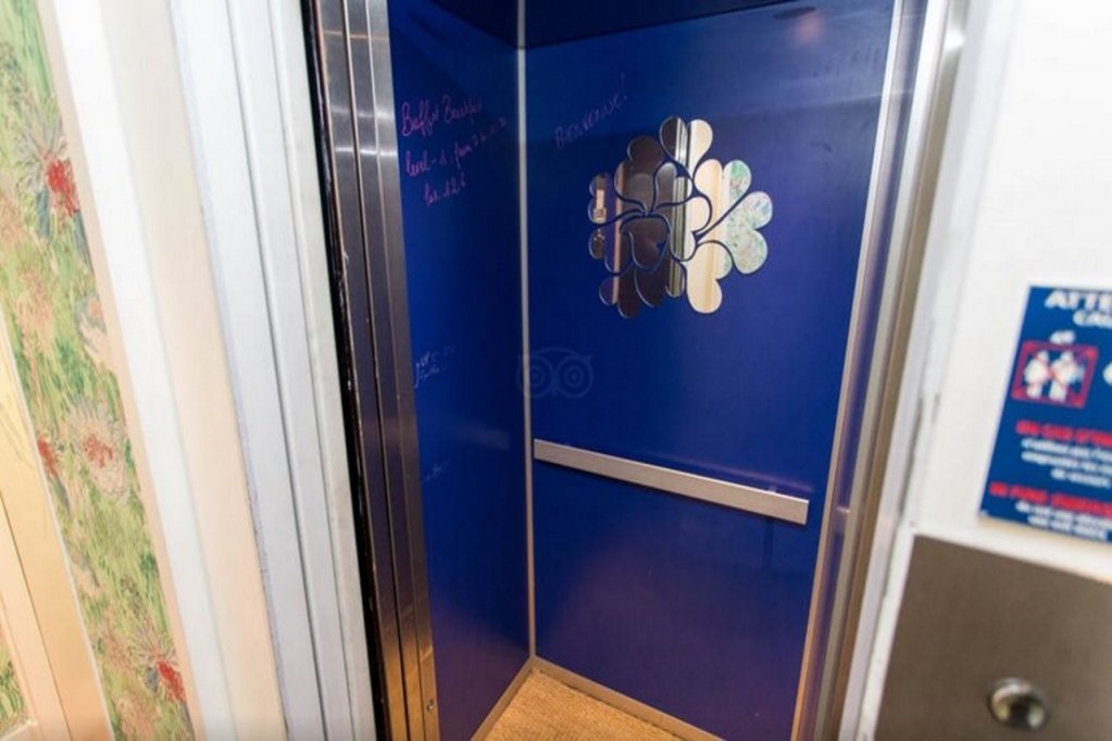 Фото Hotel Crayon