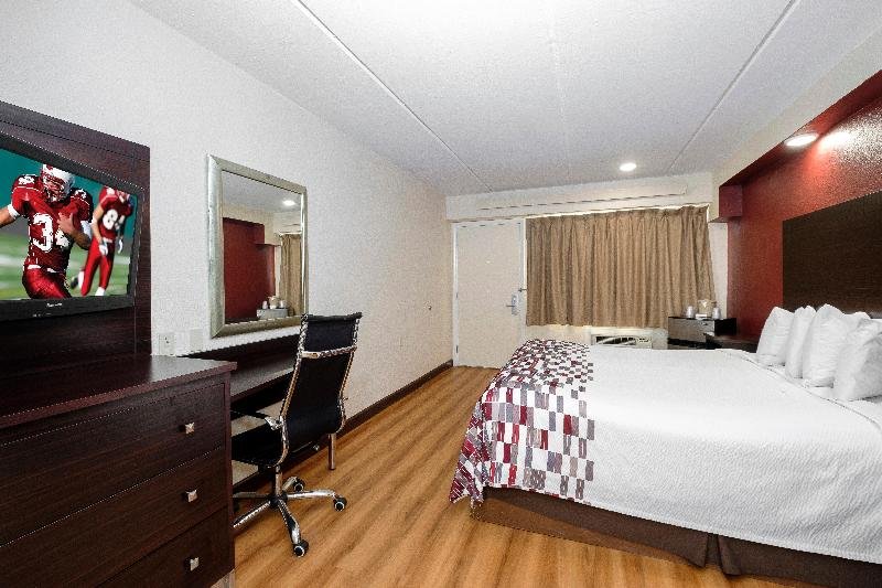 Фото Red Roof Inn Tallahassee-University