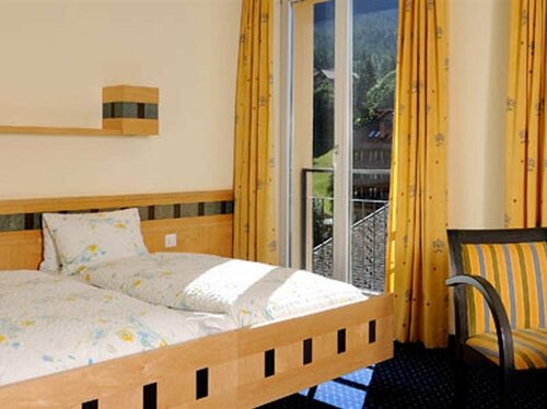 Гостиница Arenas Resort Victoria-Lauberhorn в Лаутербруннене