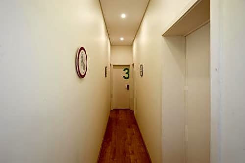 Фото Lisbon Inn Bica Suites