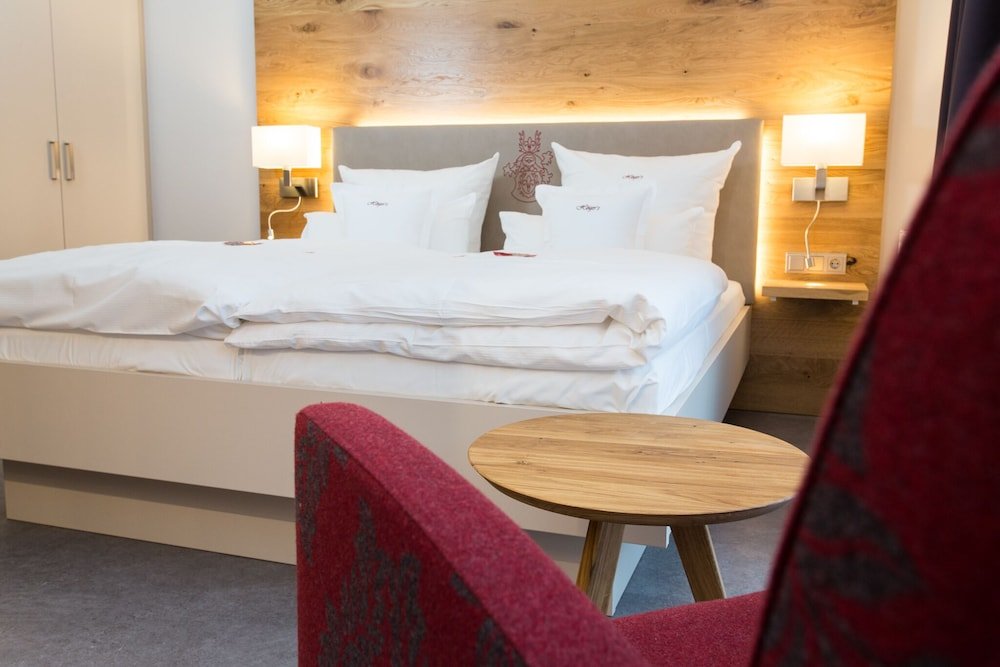 Фото Högers Hotel und Restaurant