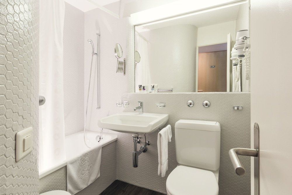 Фото Mercure Lenzburg Krone