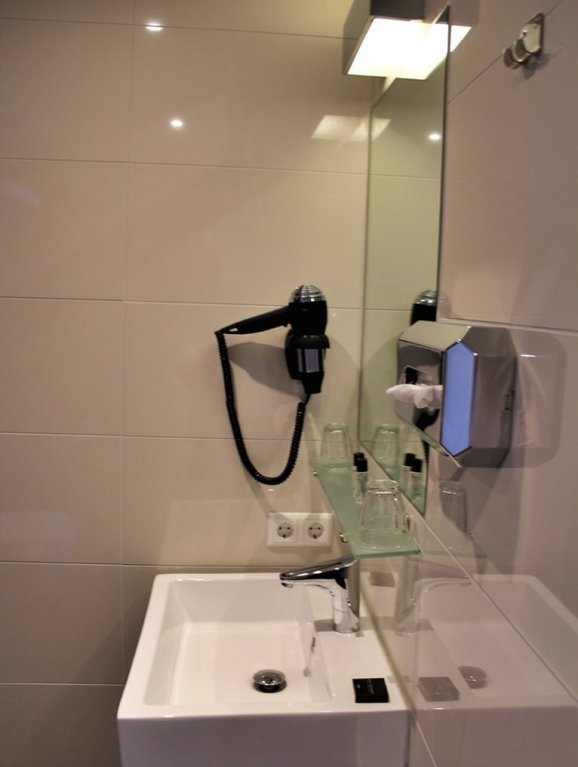 Фото Royal Amsterdam Hotel