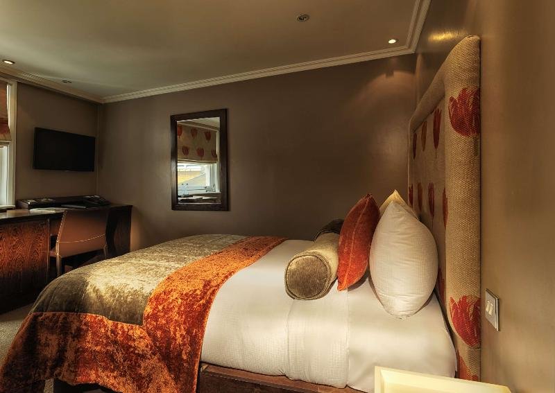 Фото Radisson Blu Edwardian Sussex Hotel, London