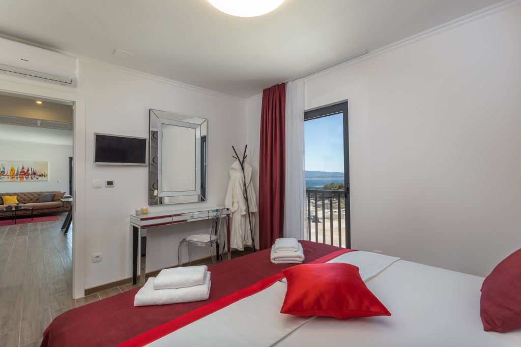 Фото 113980805133