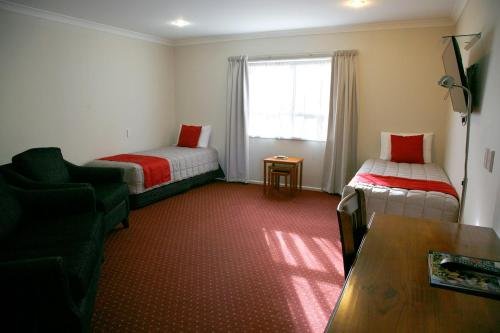 Фото отеля 2