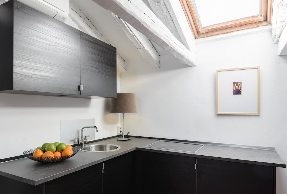 Фото Aspasios Gran Vía Apartments