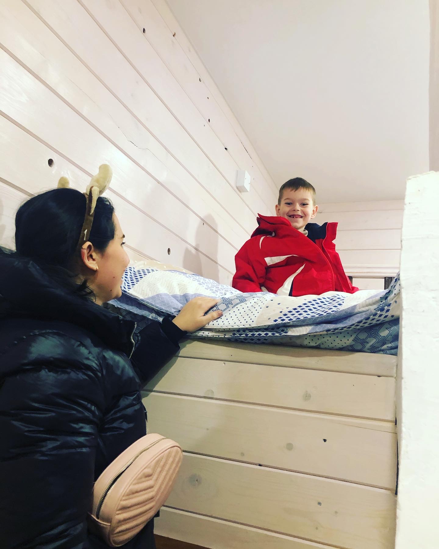 Фото Домик с печкой