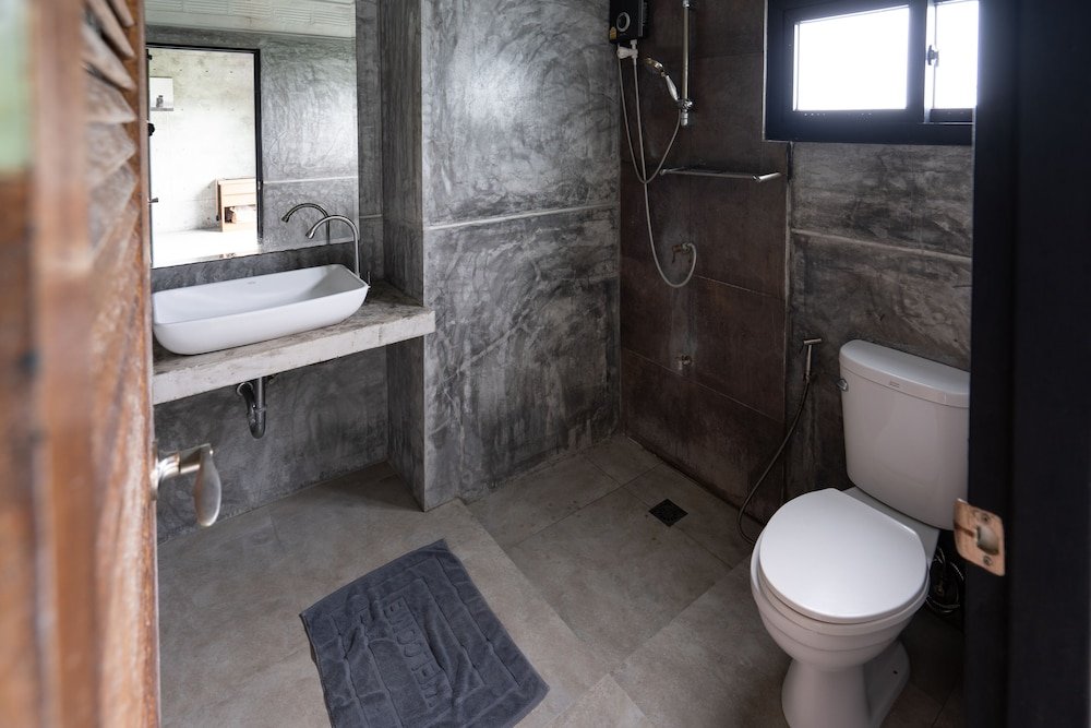 Фото La Petite France