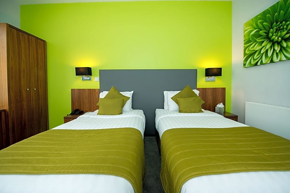 Фото Stanwell Hotel by Mercure