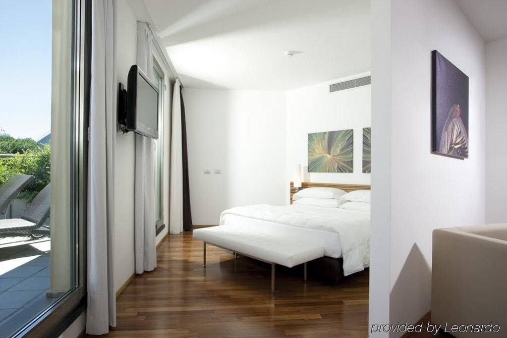 Фото Sea Art Hotel