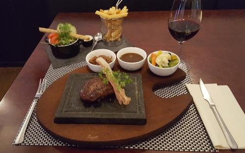 Фото Hotel Restaurant Les Jumeaux