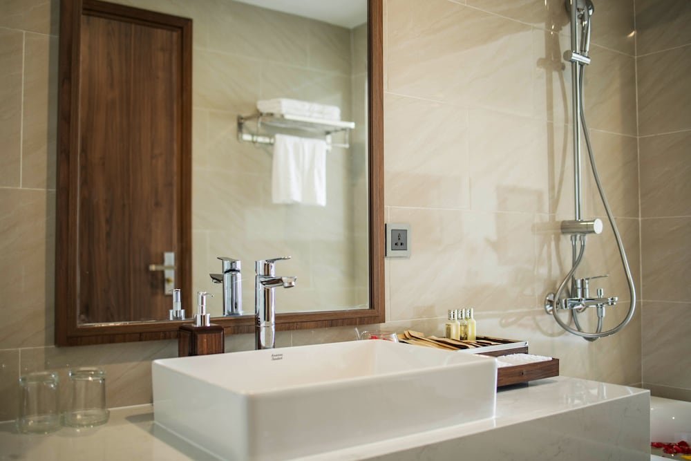 Фото Miracle Luxury Hotel