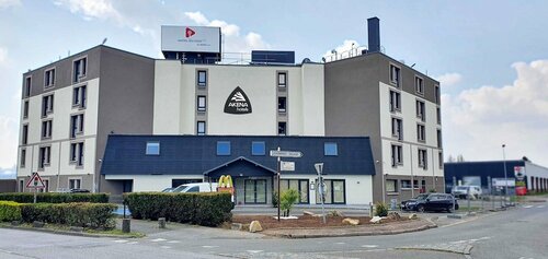 Гостиница Hotel Du Golf в Версале