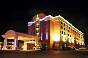 Гостиница Holiday Inn Express Hotel & Suites Norfolk Airport, an Ihg Hotel