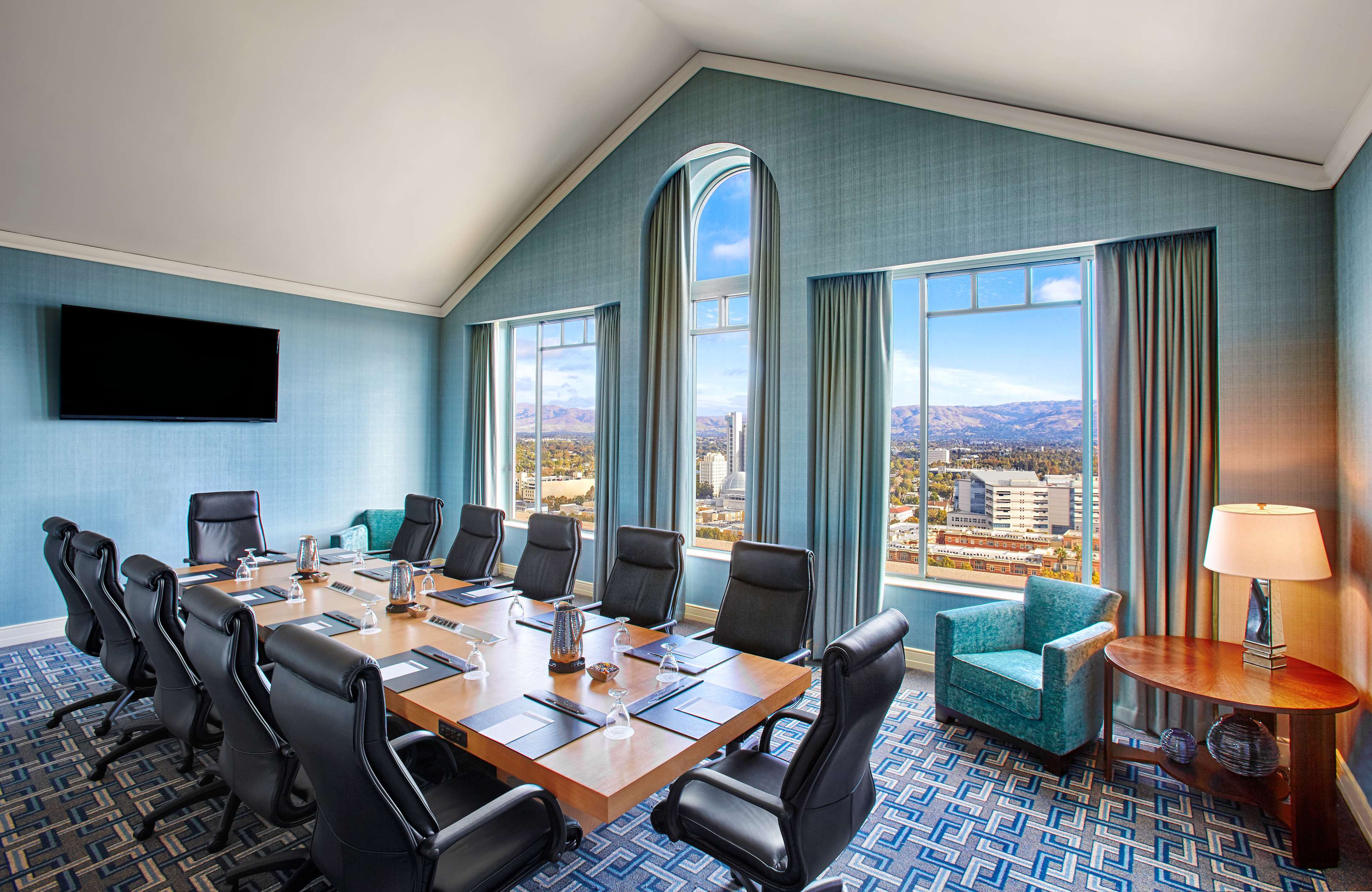 Фото Signia by Hilton San Jose