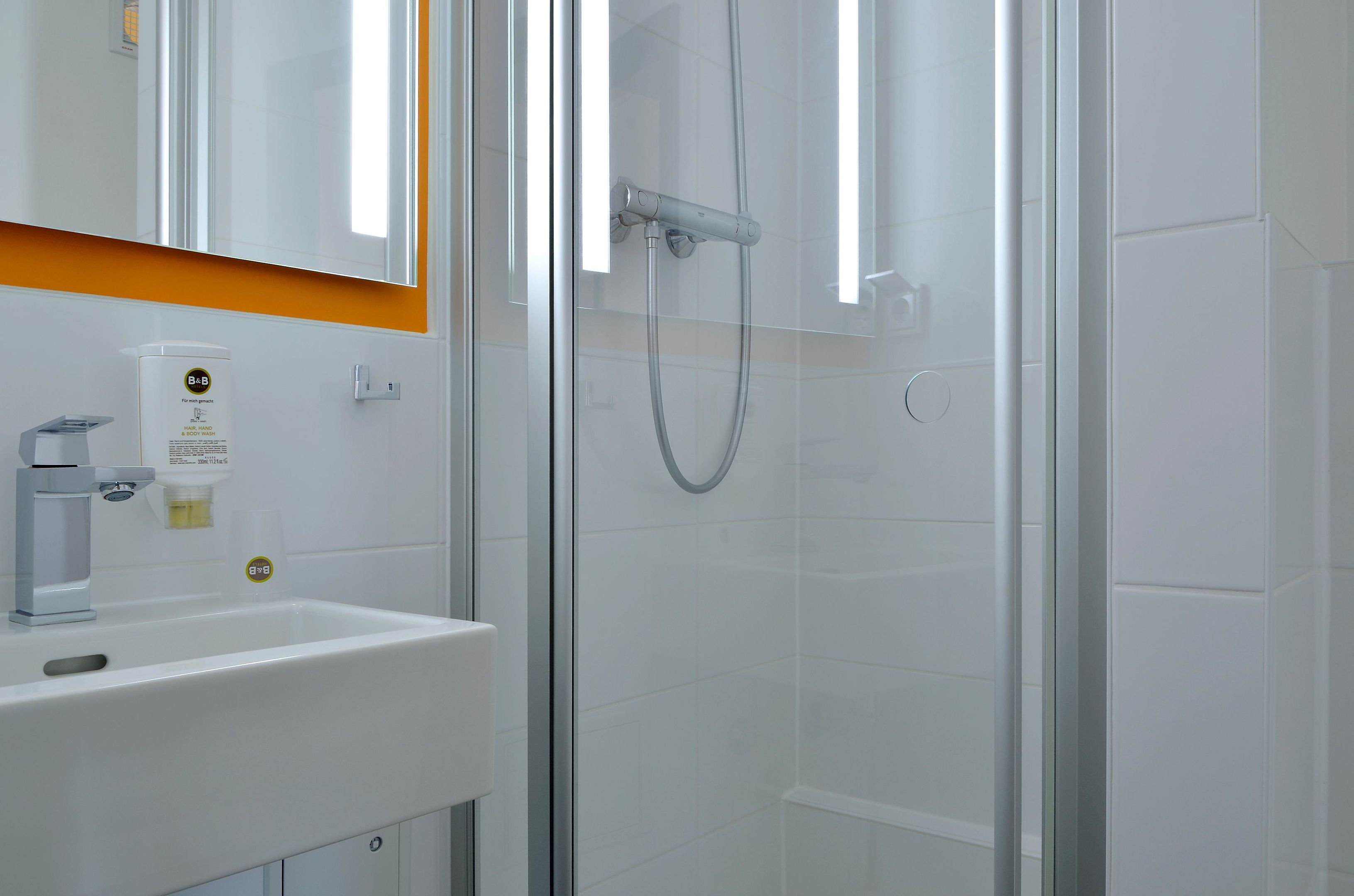 Фото B&b Hotel Hannover-Lahe