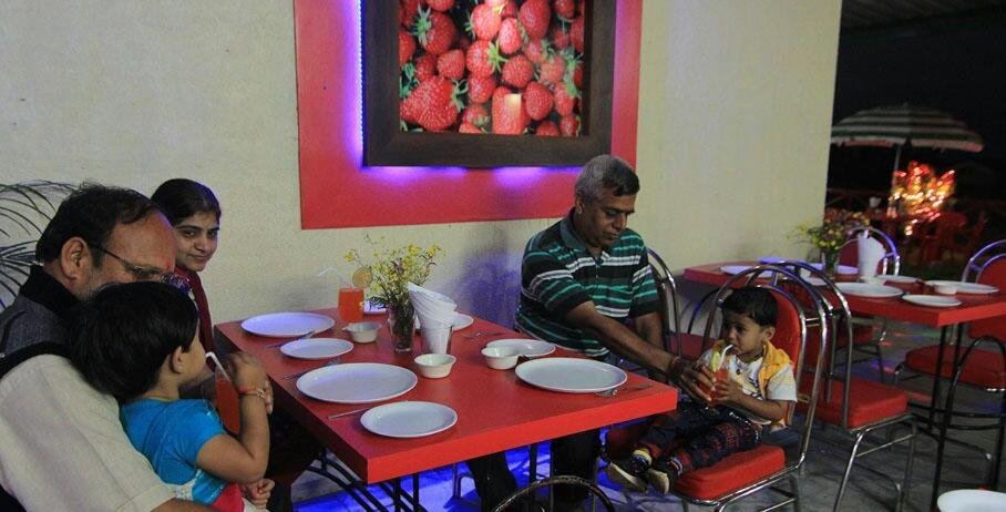 Фото Shivneri Motels