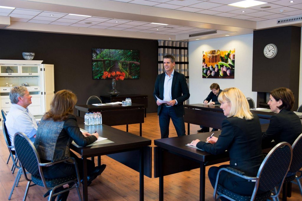 Фото Fletcher Hotel Restaurant Waalwijk