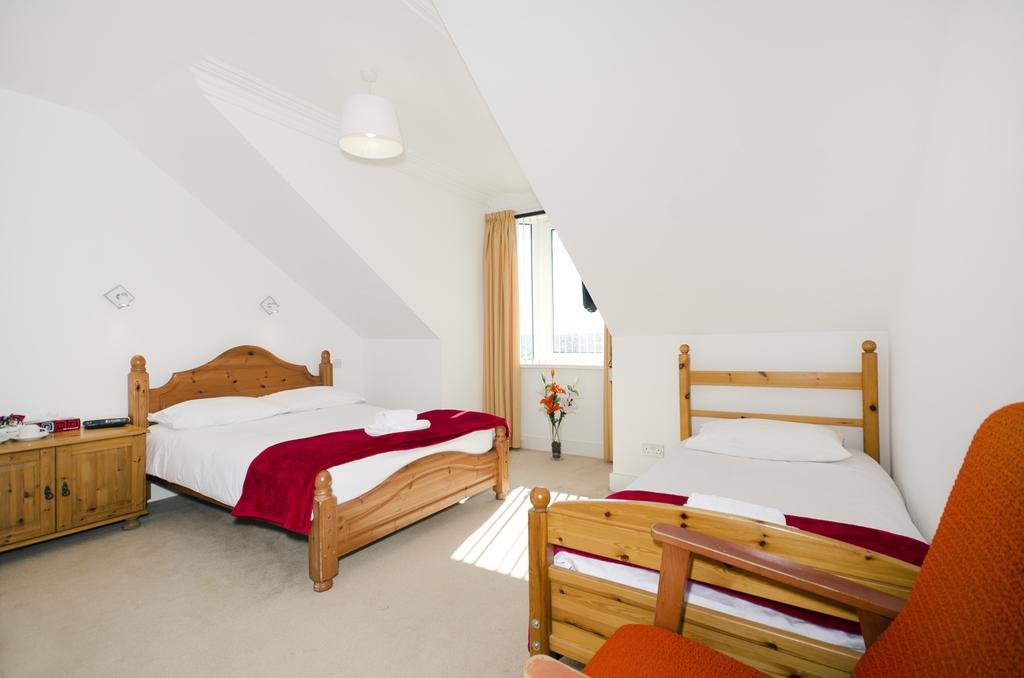 Фото Granite City Guest House