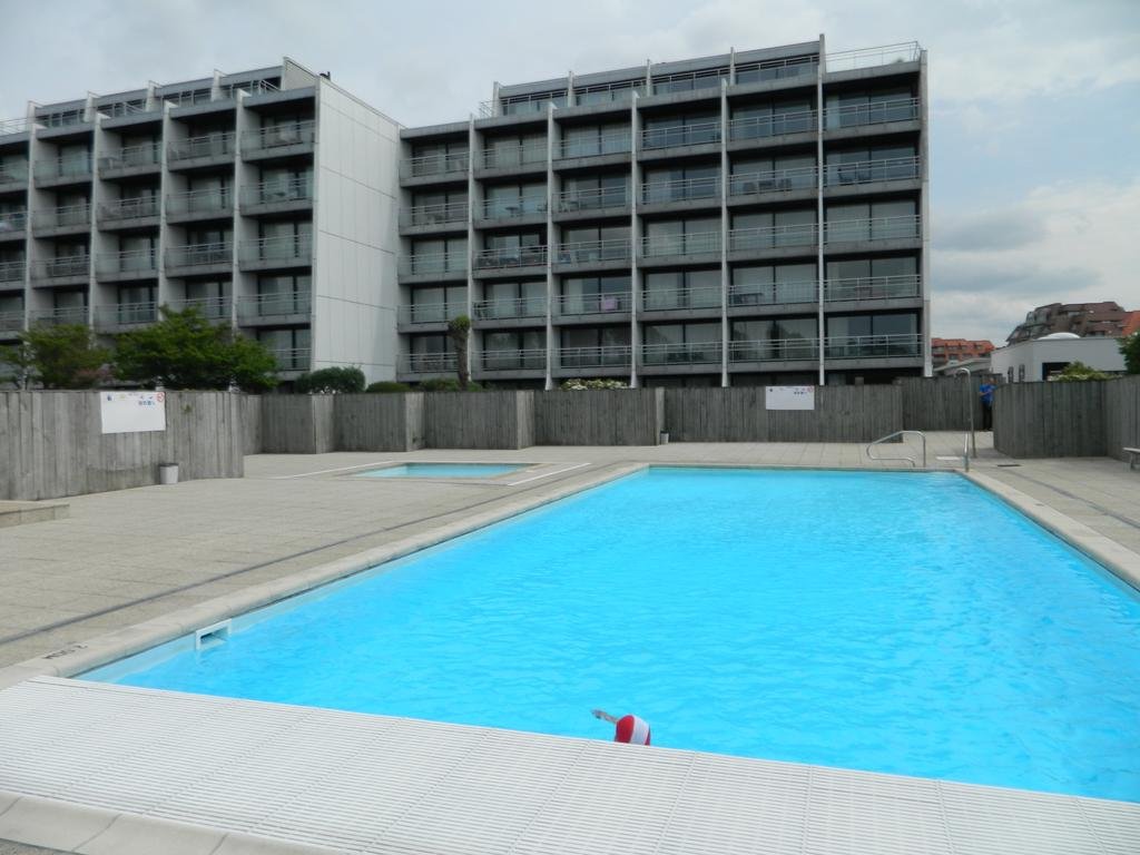 Фото All in studio met zwembad