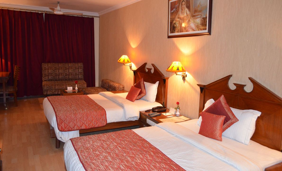 Фото Hotel Grand Sartaj