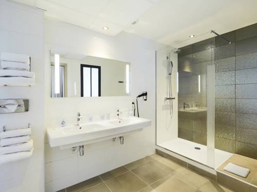 Фото Kyriad Prestige Saint-Malo