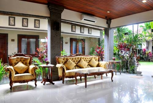 Фото Puri Yuma Hotel