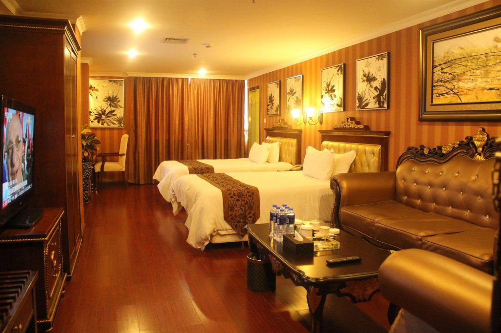 Фото GreenTree Inn Guangzhou Jichang Road Express Hotel