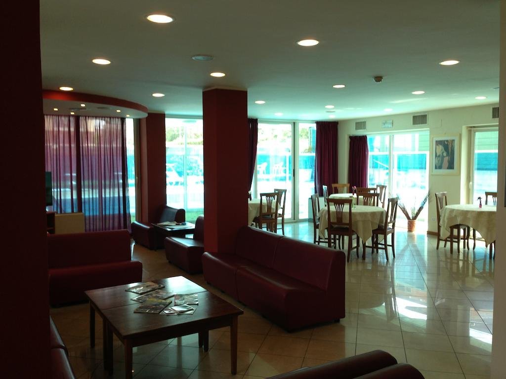Фото Hotel Apogeo