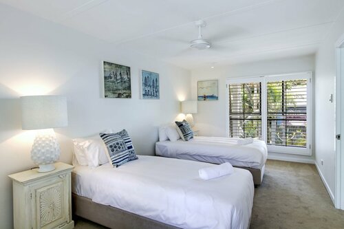Гостиница Jimmy's Beach House