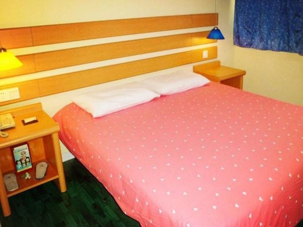 Фото Rujia Express Hotel