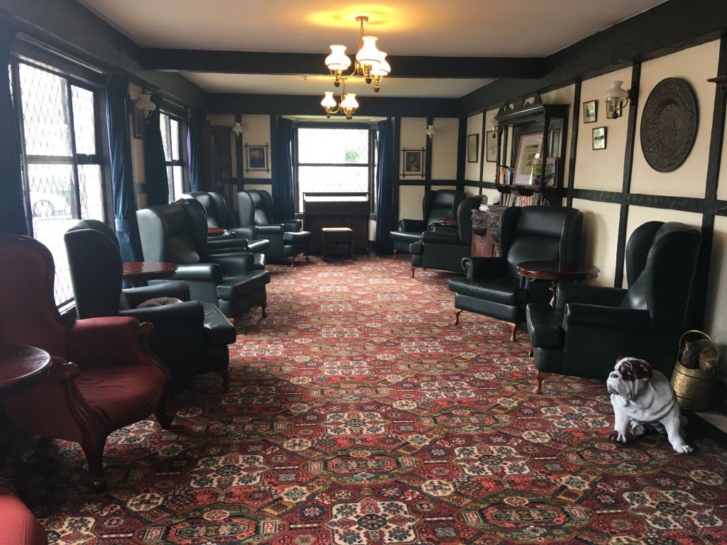 Фото The Surrey Hotel