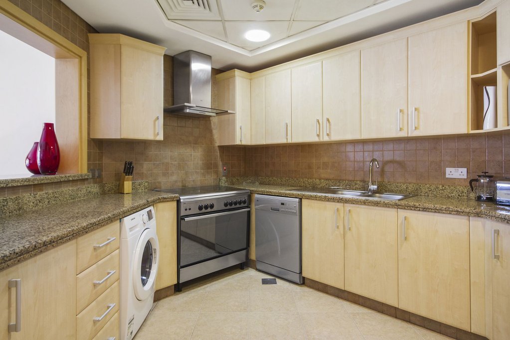 Фото Bespoke Residences - Shoreline Al Nabat