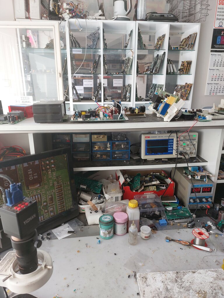 Electronic devices and components Ncp 44, Izmir, photo