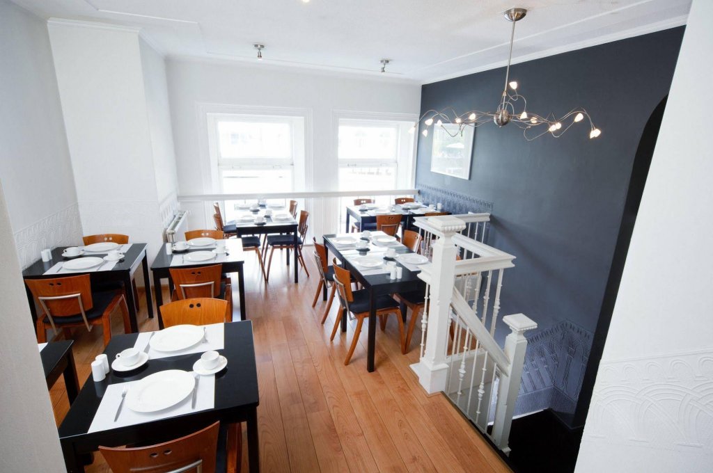 Фото Отель Nes