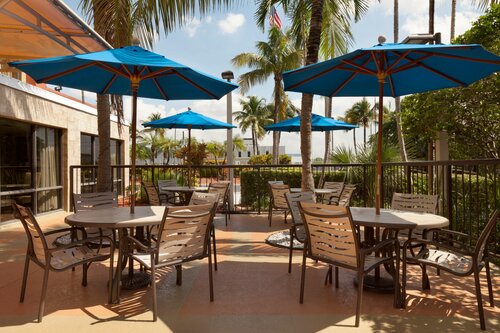 Гостиница Hampton Inn Miami-Airport West