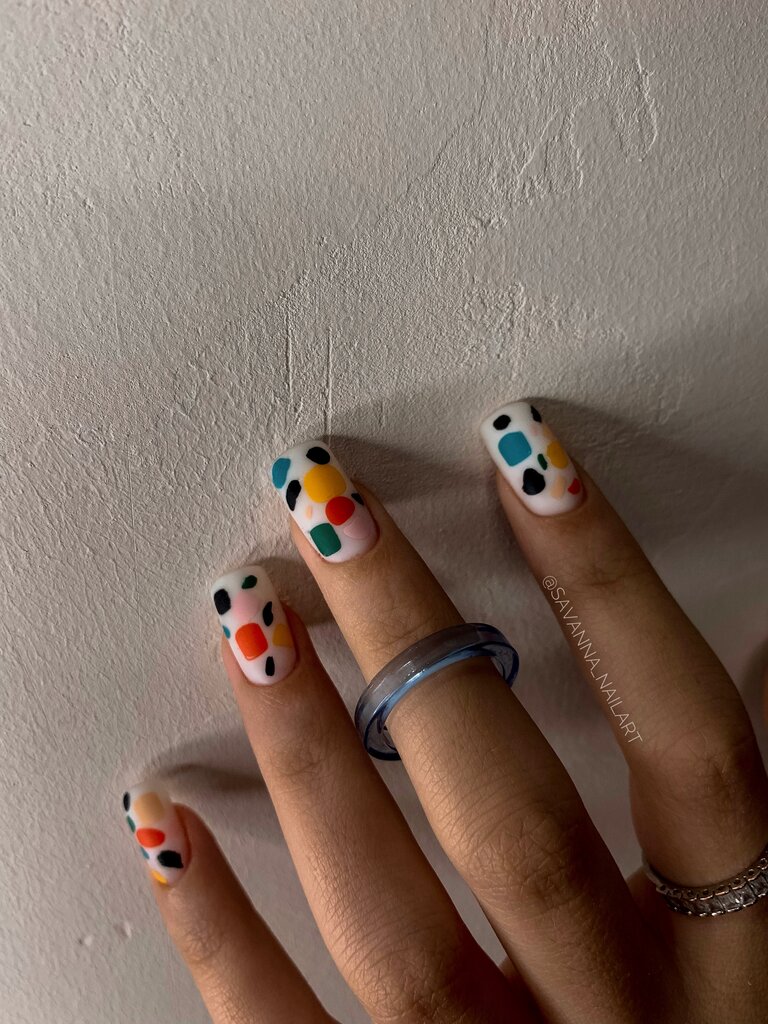 Manikür-pedikür Savanna Nailart, Rostov‑na‑Donu, foto