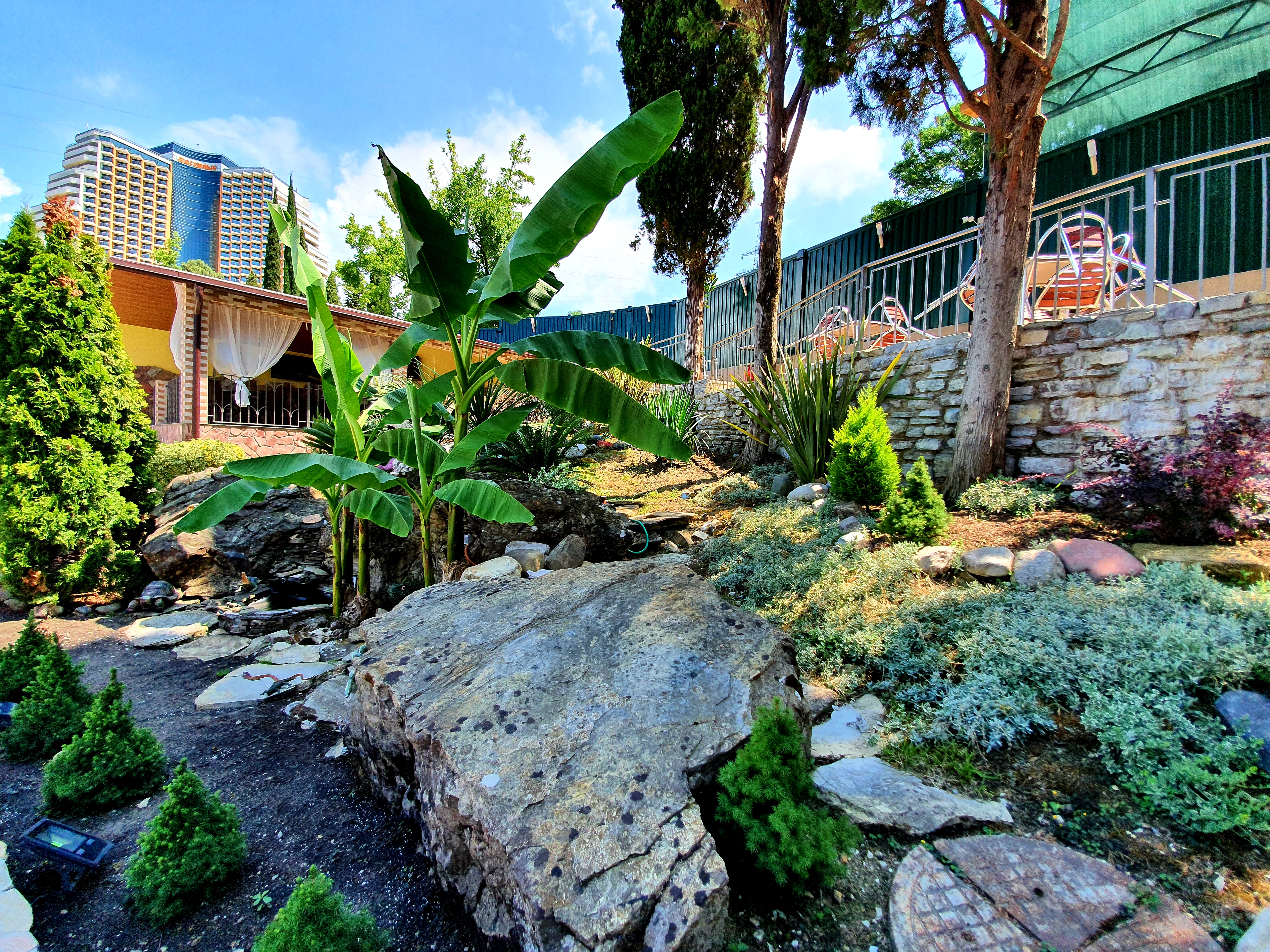 Фото Атлант