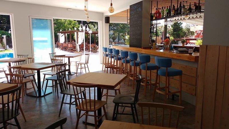 Фото Dominoes Aparthotel